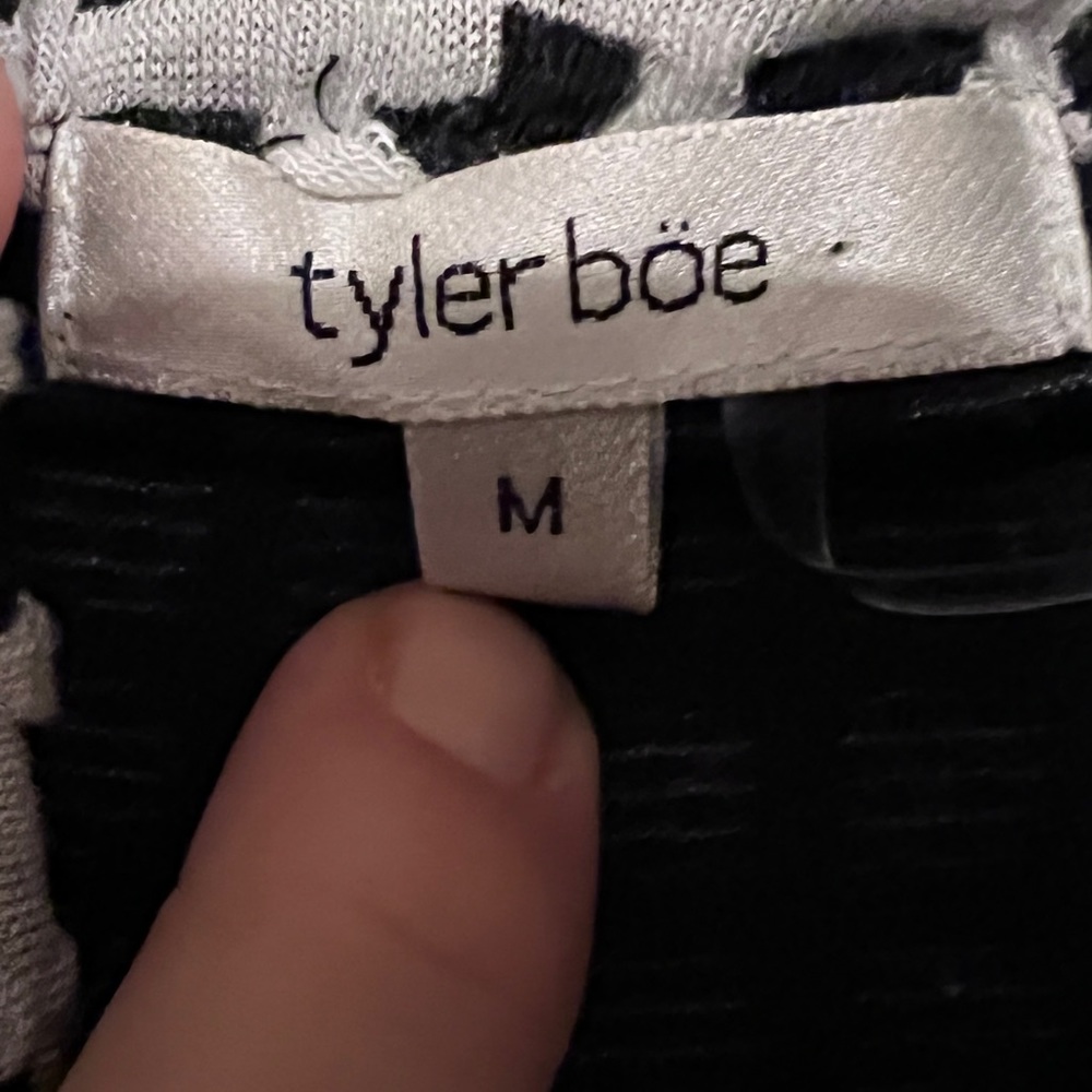 Tyler Boe dress size medium